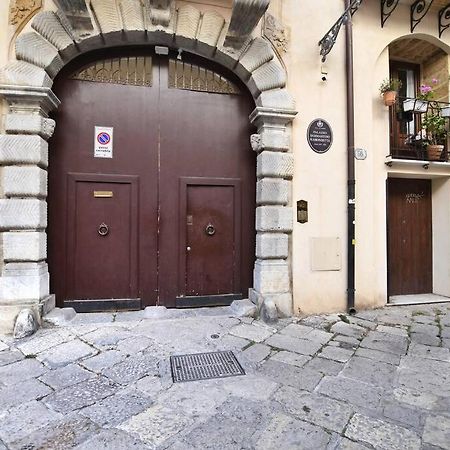 Iflat Agli Archetti Del Centro Appartement Palermo Buitenkant foto