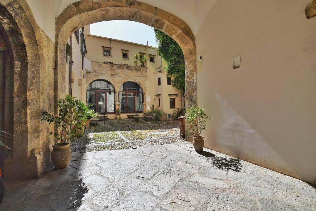 Iflat Agli Archetti Del Centro Appartement Palermo Buitenkant foto
